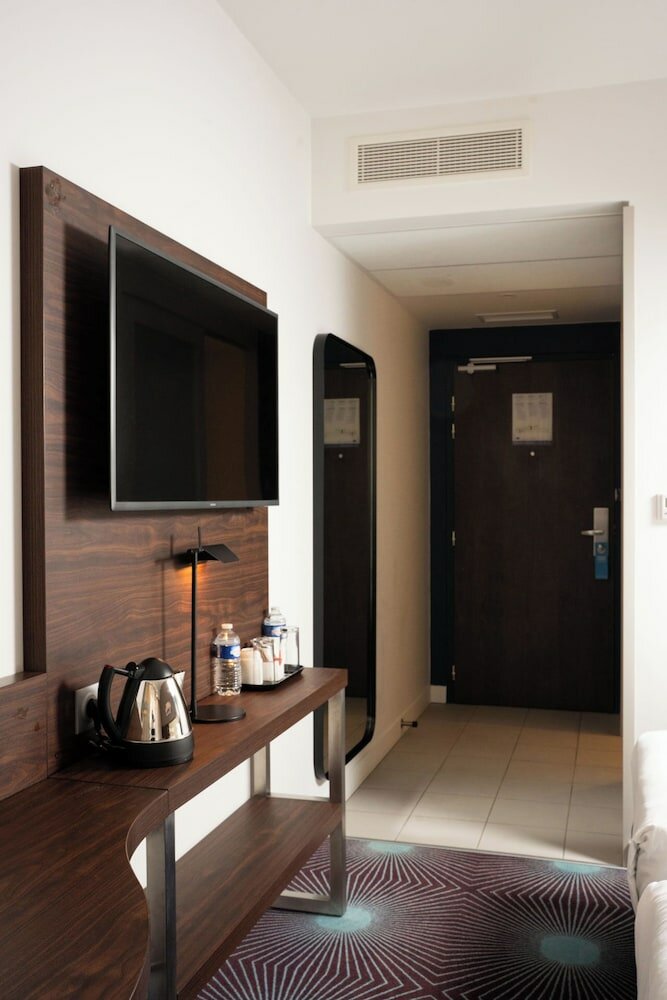 Фото Hampton by Hilton Toulouse Airport