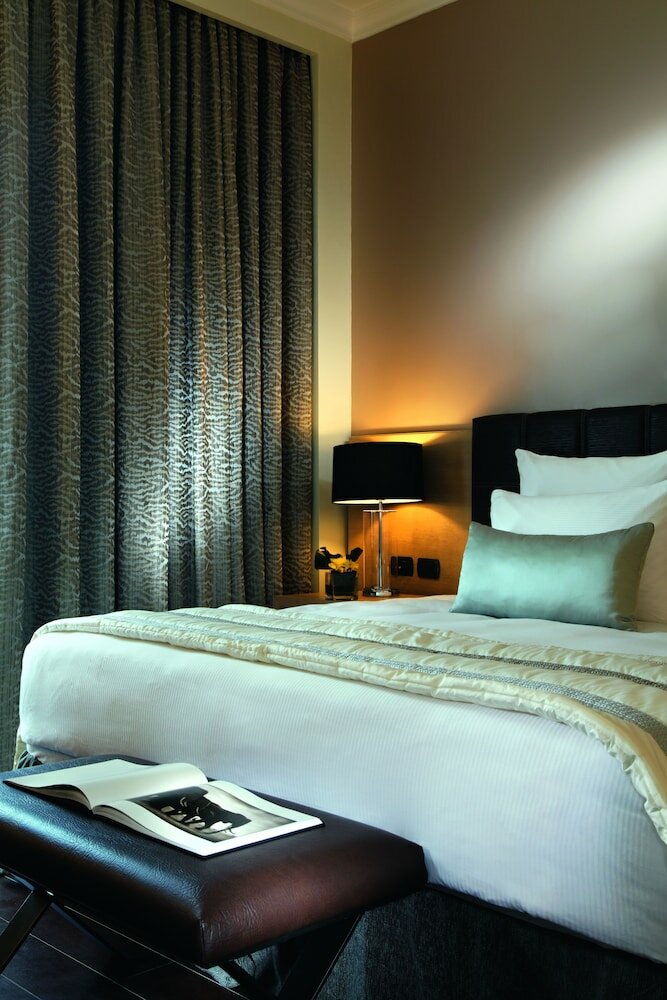 Фото Movenpick Ambassador Hotel