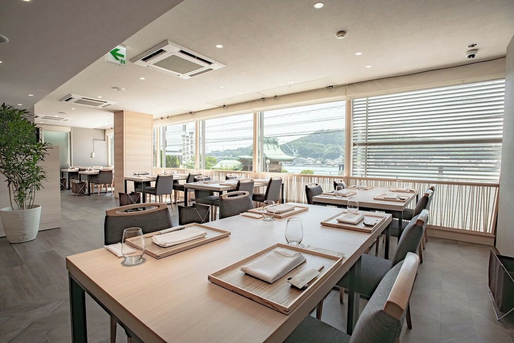 Фото Onomichi Royal Hotel