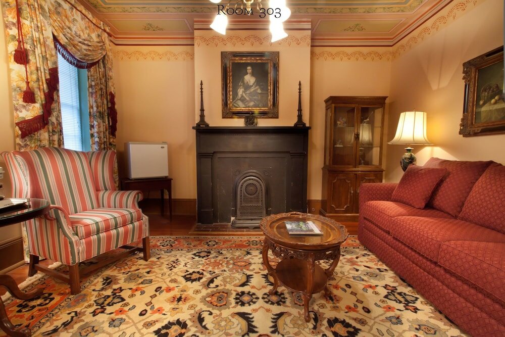 Фото 17Hundred90 Inn and Restaurant