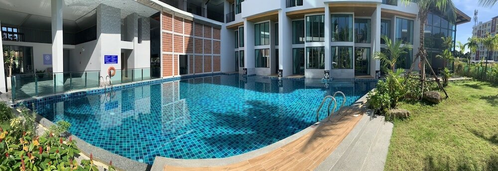 Фото Atom Phuket Hotel