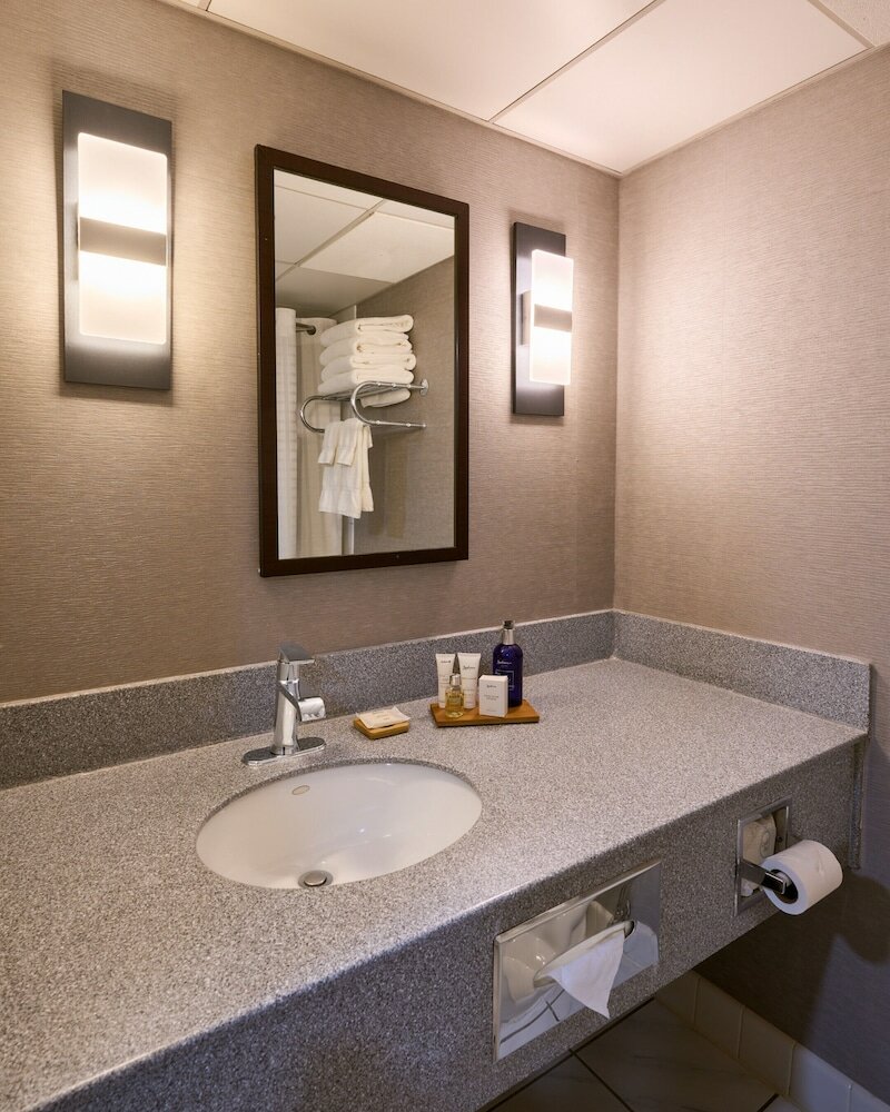 Фото Radisson Hotel Hauppauge-Long Island
