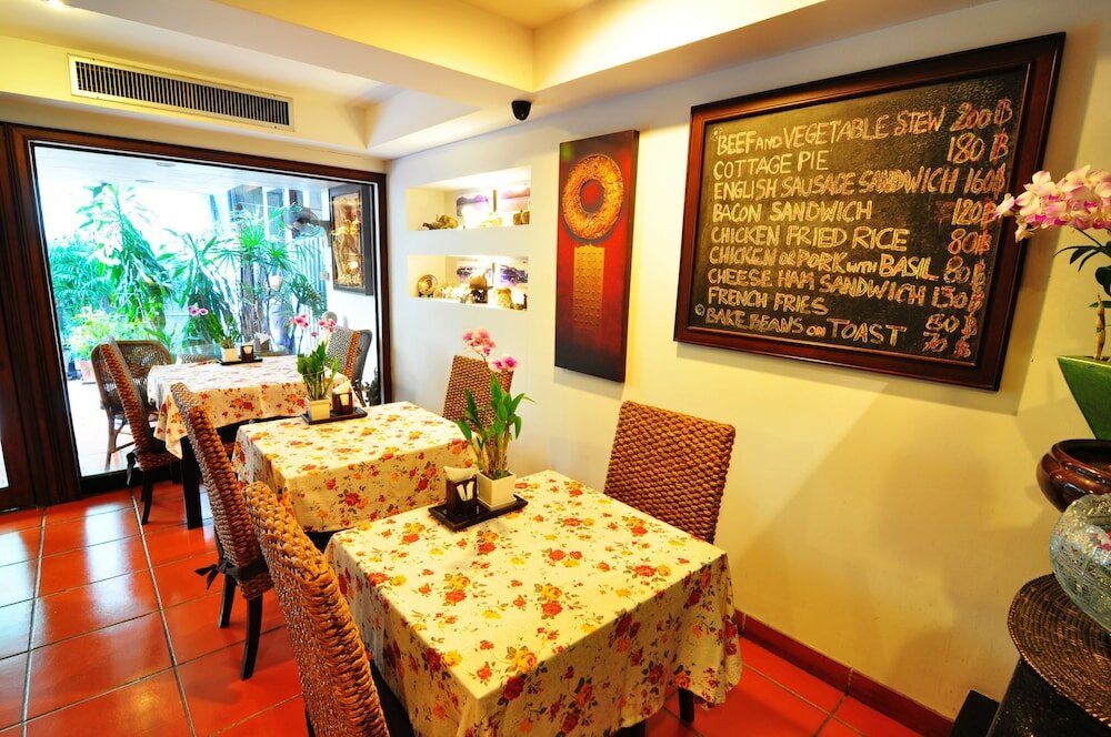 Фото Baan Sukhumvit Soi 20