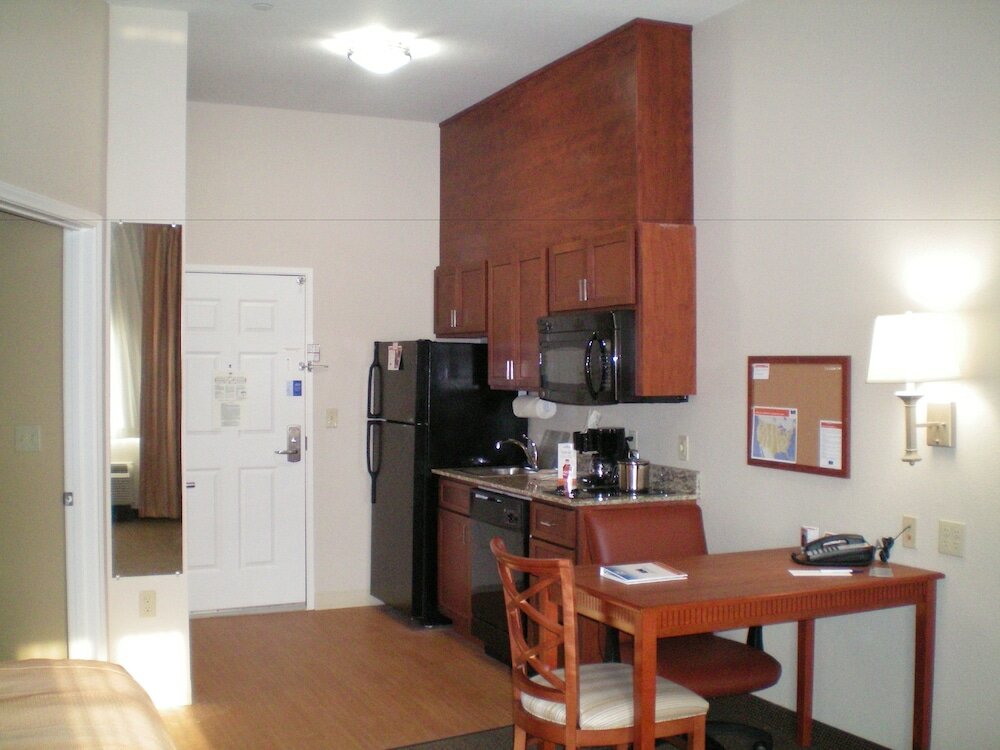 Фото Candlewood Suites Avondale - New Orleans, an Ihg Hotel