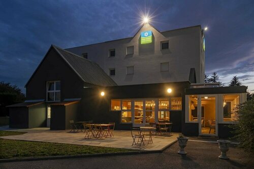Гостиница Sure Hotel by Best Western Dole в Доле