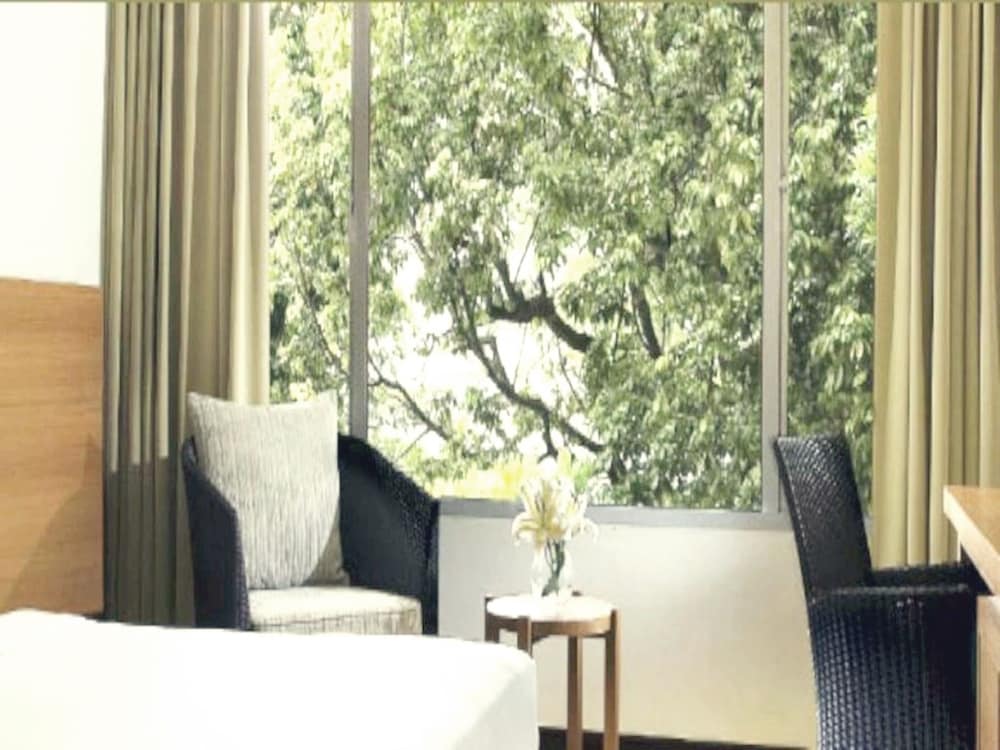 Фото Hotel Santika Bandung