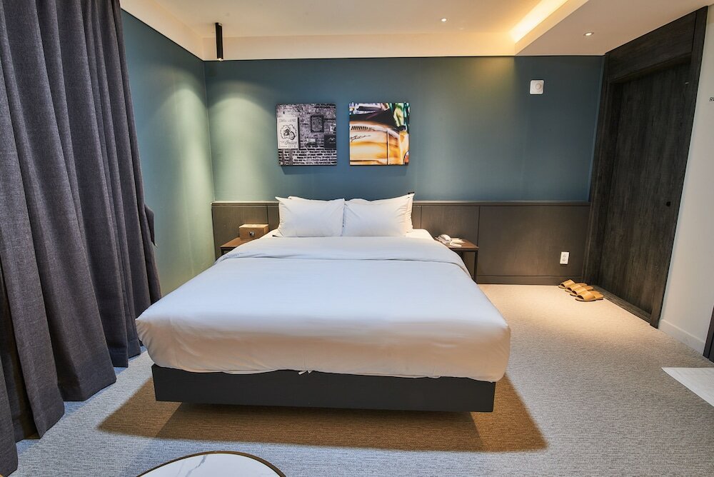 Фото West In Hotel