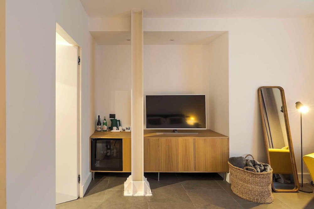 Фото Habitat Luxury Suites Accommodation