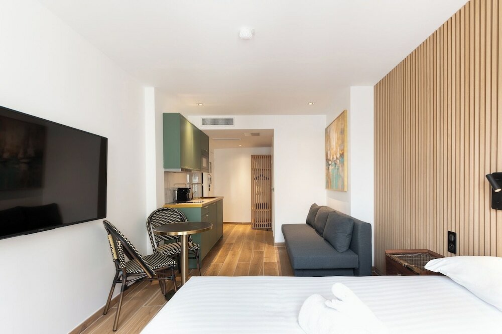 Фото Hotel au Coeur de Republique 