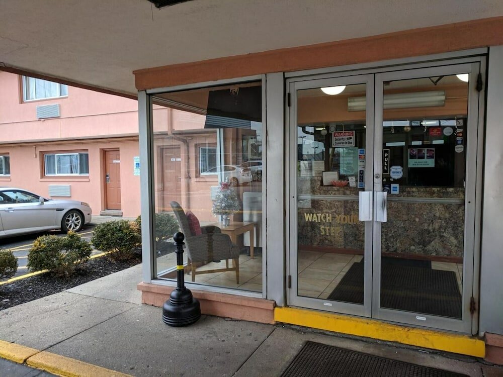 Фото Skylark Motel