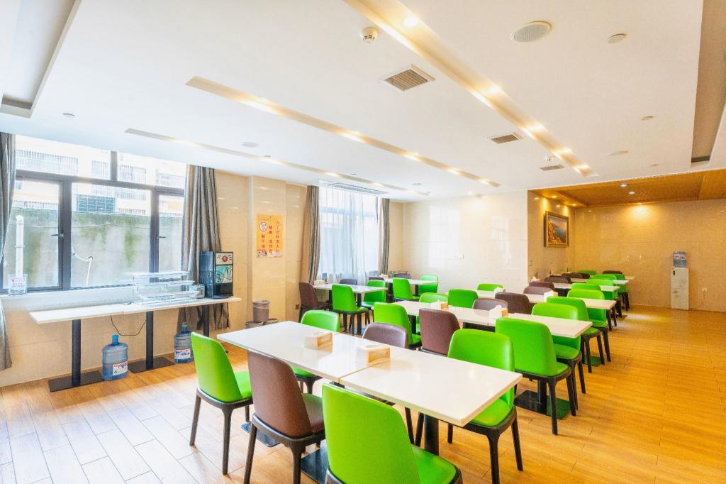 Фото GreenTree Inn Anhui Suzhou Si District Bianhe Avenue Business Hotel