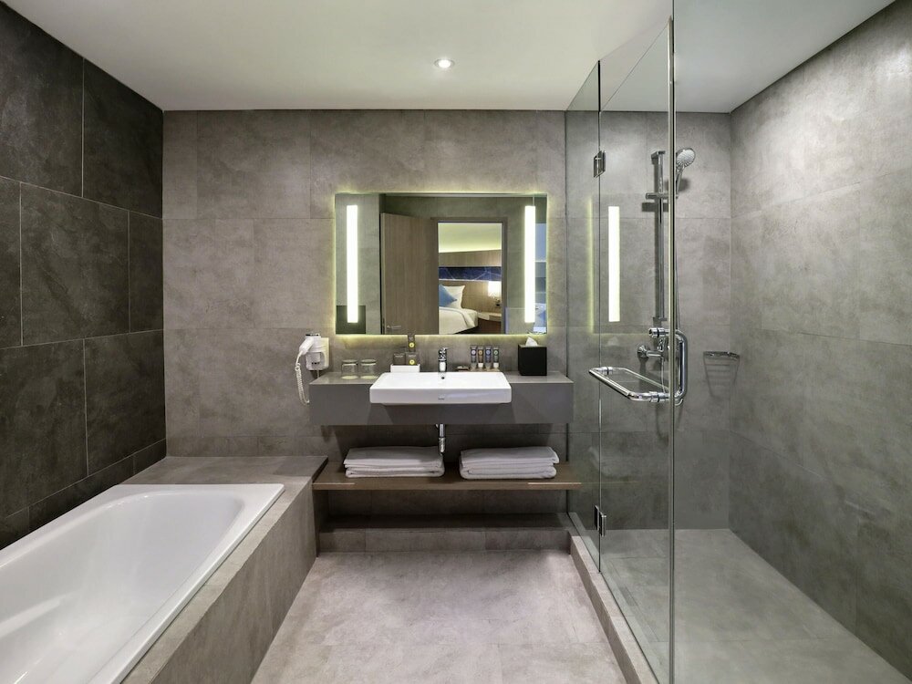 Фото Novotel Jakarta Mangga Dua Square Hotel