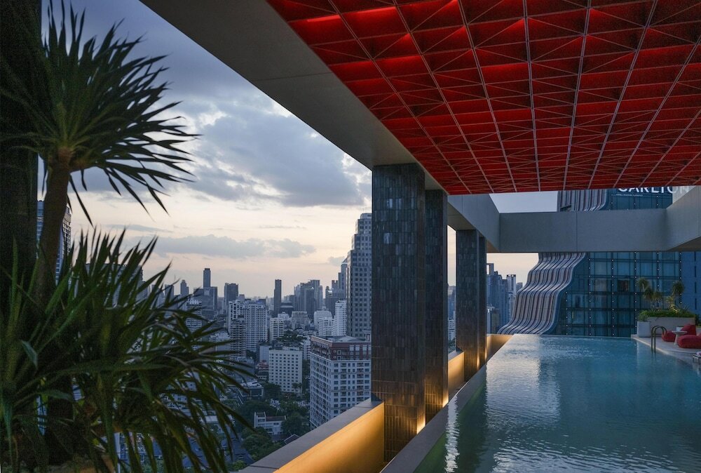 Фото Kromo Bangkok Curio Collection by Hilton