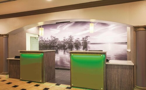 Гостиница Comfort Inn & Suites в Порт-Шарлотте