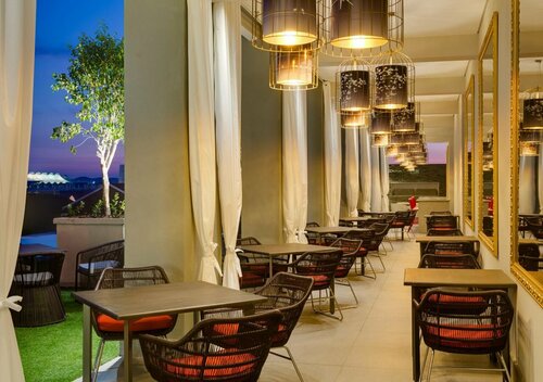 Внешний вид отеля Protea Hotel Fire & Ice! Pretoria Menlyn в Претории, фото 4