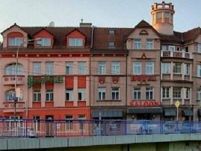 Гостиница Hotel Saloon в Злинском крае