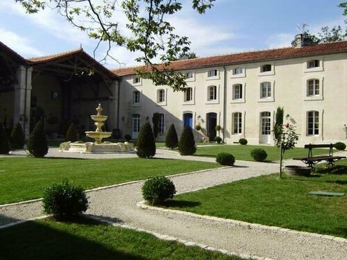 Гостиница Domaine des Chais в Рошфоре