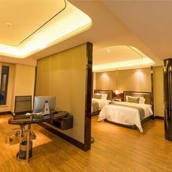 Гостиница Yuanling Huixin Lijing Hotel в Хуайхуа