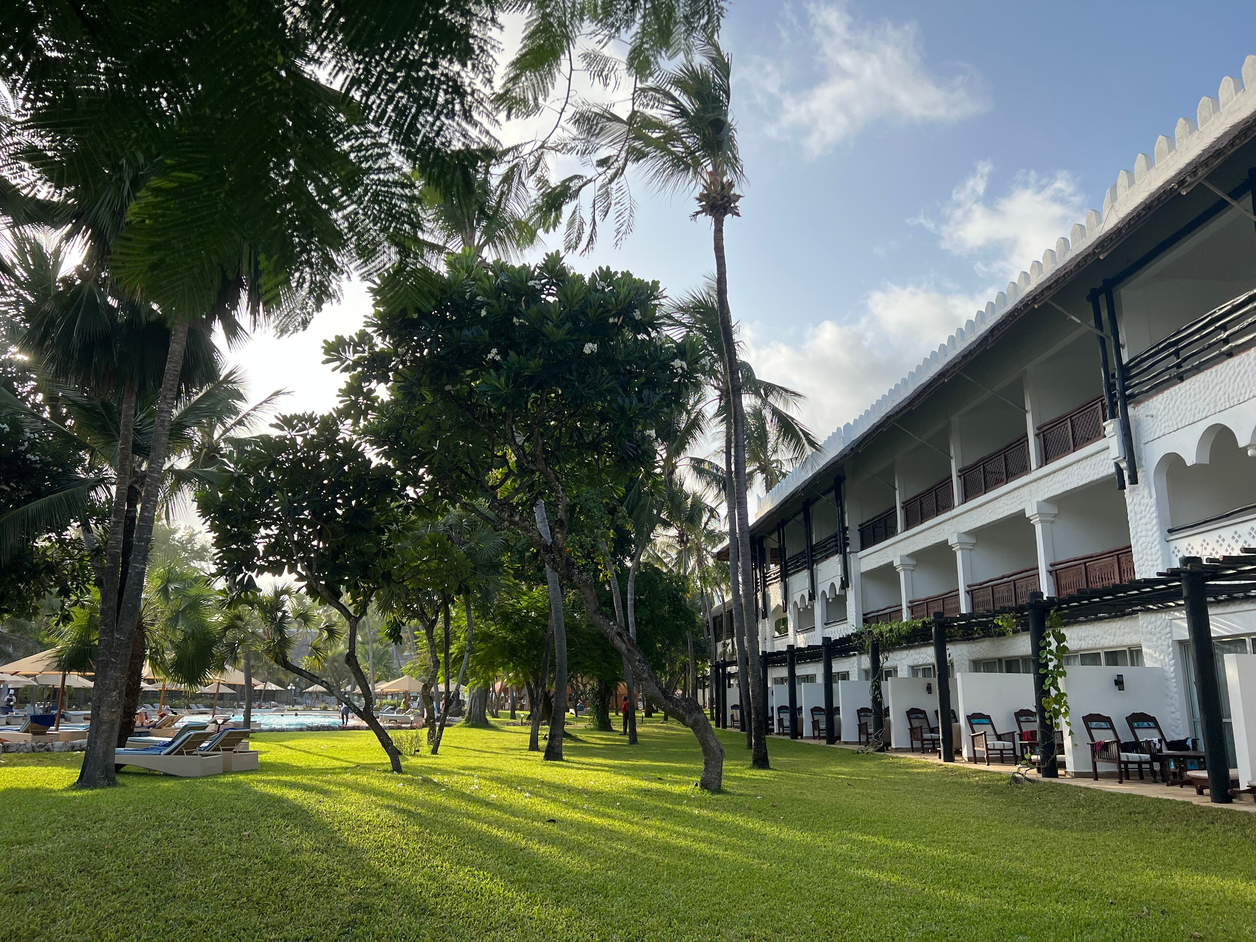 Фото Southern Palms Beach Resort