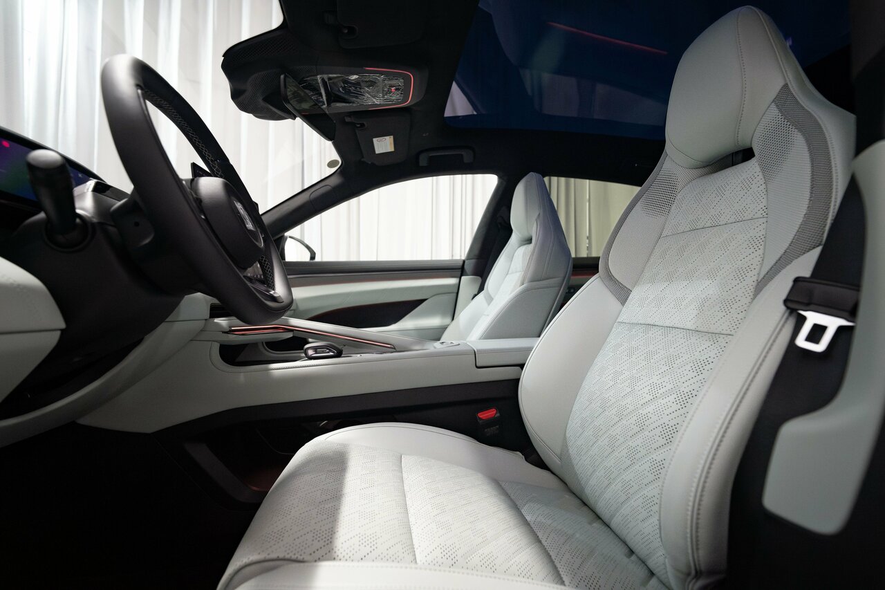 photo Zeekr, Башавтоком