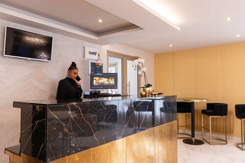 Гостиница The Originals City, Hôtel Rennes Sud в Фужер-Витре