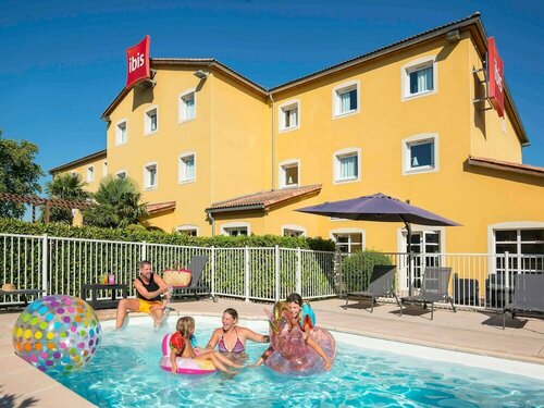 Гостиница Ibis Manosque Cadarache в Маноске