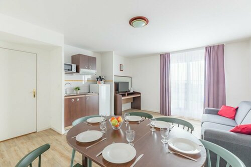 Гостиница Appart'City Brest Place de Strasbourg в Бресте