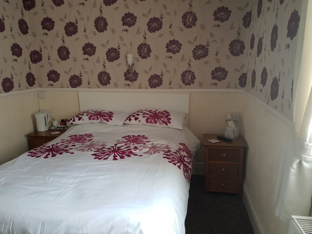 Фото Tobermory Hotel