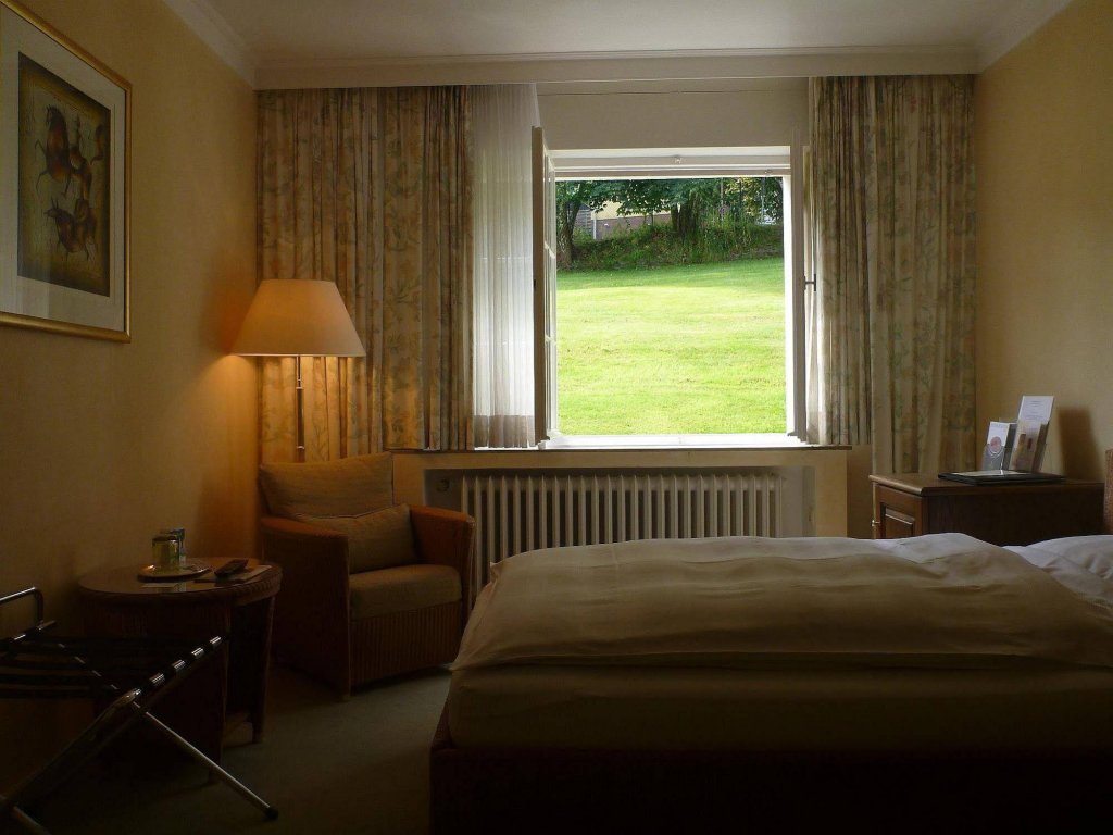 Фото Romantik Waldhotel Mangold