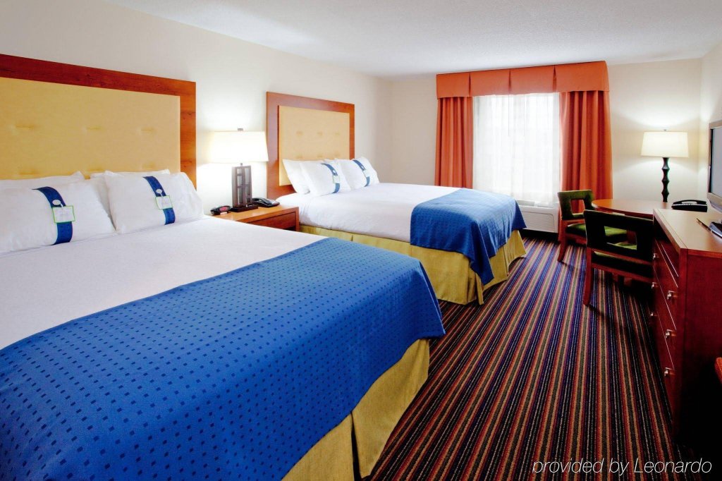 Фото DoubleTree by Hilton Richmond Airport