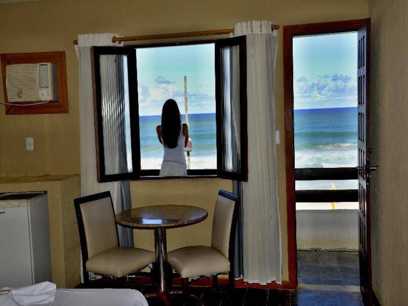 Фото Oyo Hotel Arembepe Beach Hotel, Camaçari