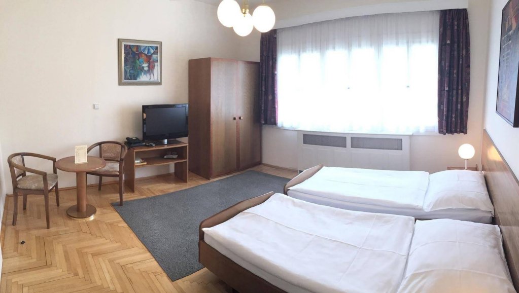 Фото Hotel Hoffmann