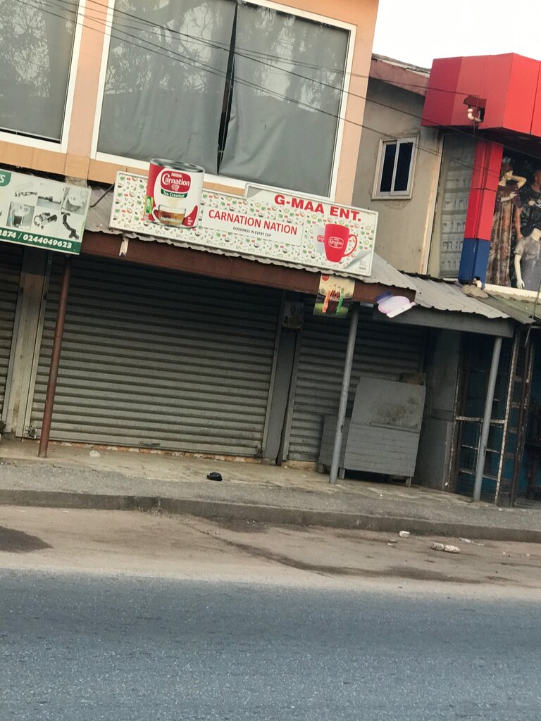 Tableware shop G-Maa Enterprise, Accra, photo