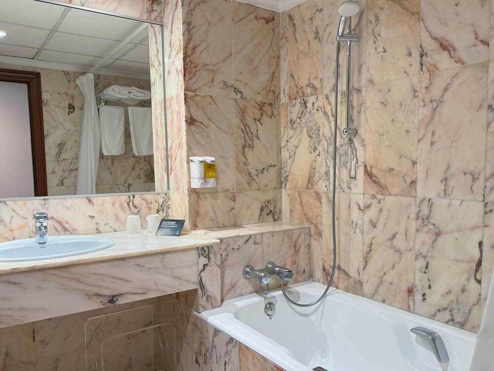 Фото Hotel Turia Valencia