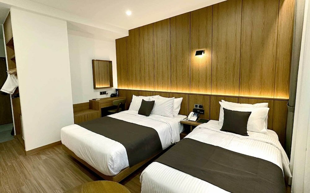 Фото Commodore Hotel Pohang