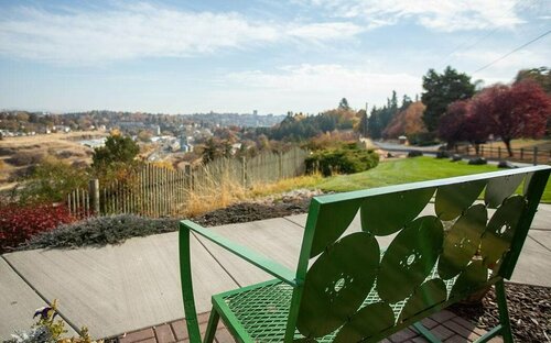 Гостиница Coast Hilltop Inn в Пуллмане