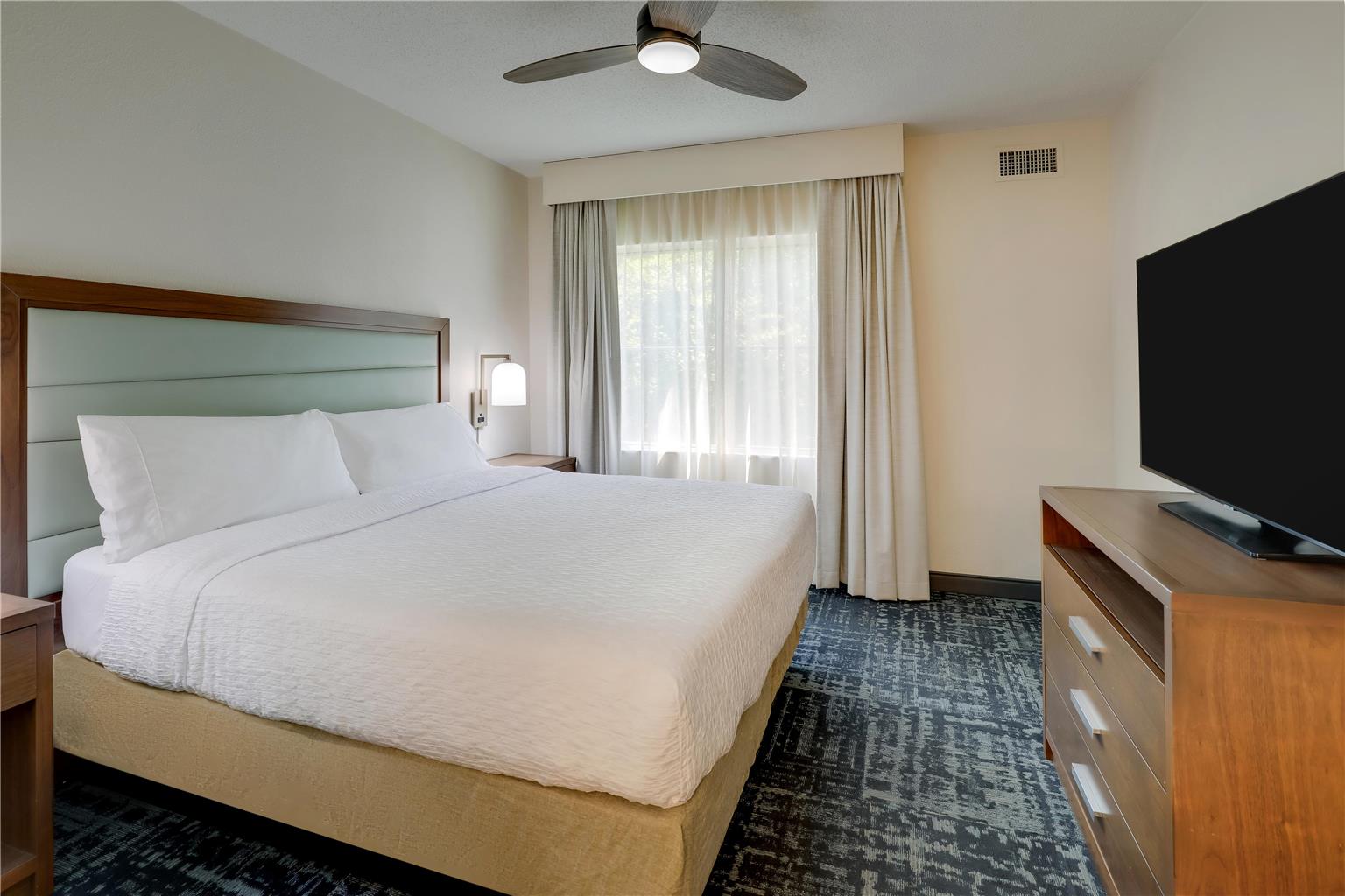 Фото Homewood Suites by Hilton Charleston - Mount Pleasant
