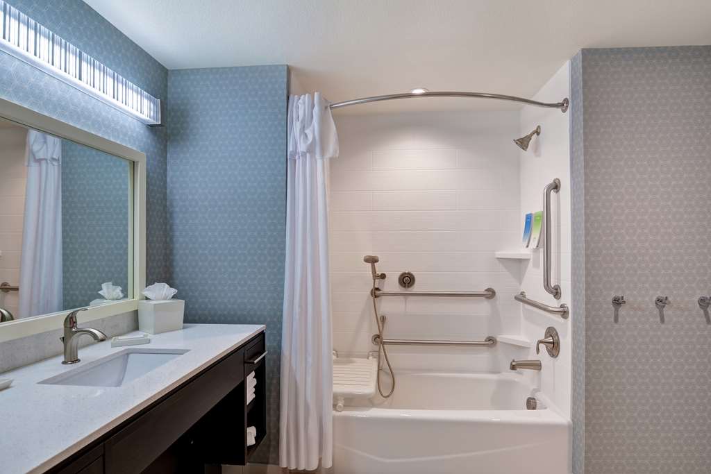 Фото Home2 Suites by Hilton Las Vegas Strip South