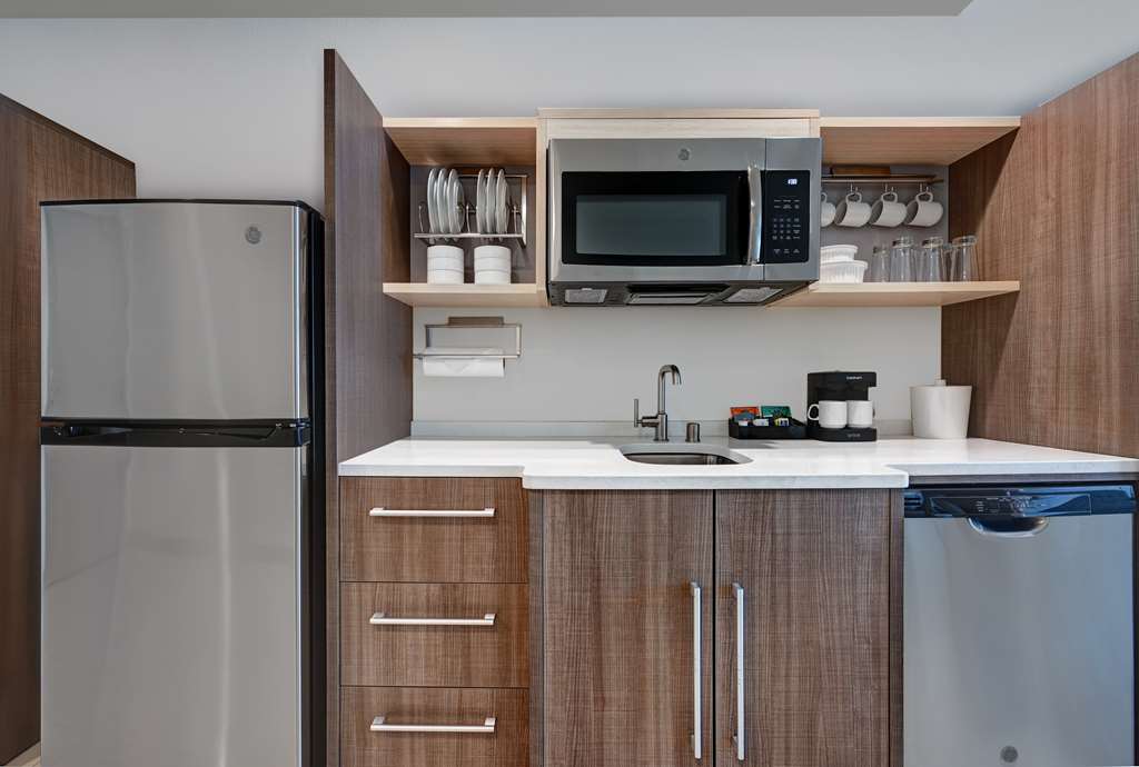 Фото Home2 Suites by Hilton Tracy