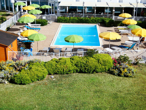 Гостиница ibis Styles Marseille Provence Aéroport в Витроли