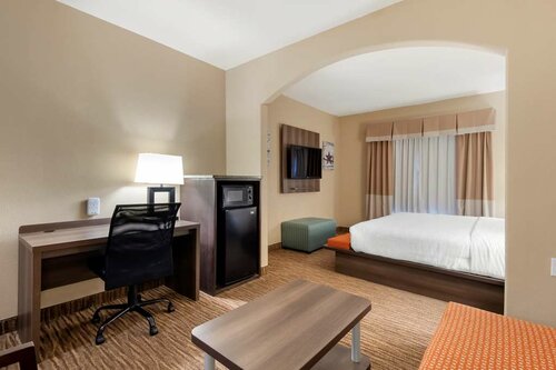 Гостиница Best Western Plus Dfw Airport Suites в Грейпвайне