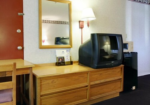 Гостиница Americas Best Value Inn & Suites Macon at Eisenhower Pkwy в Штате Джорджия