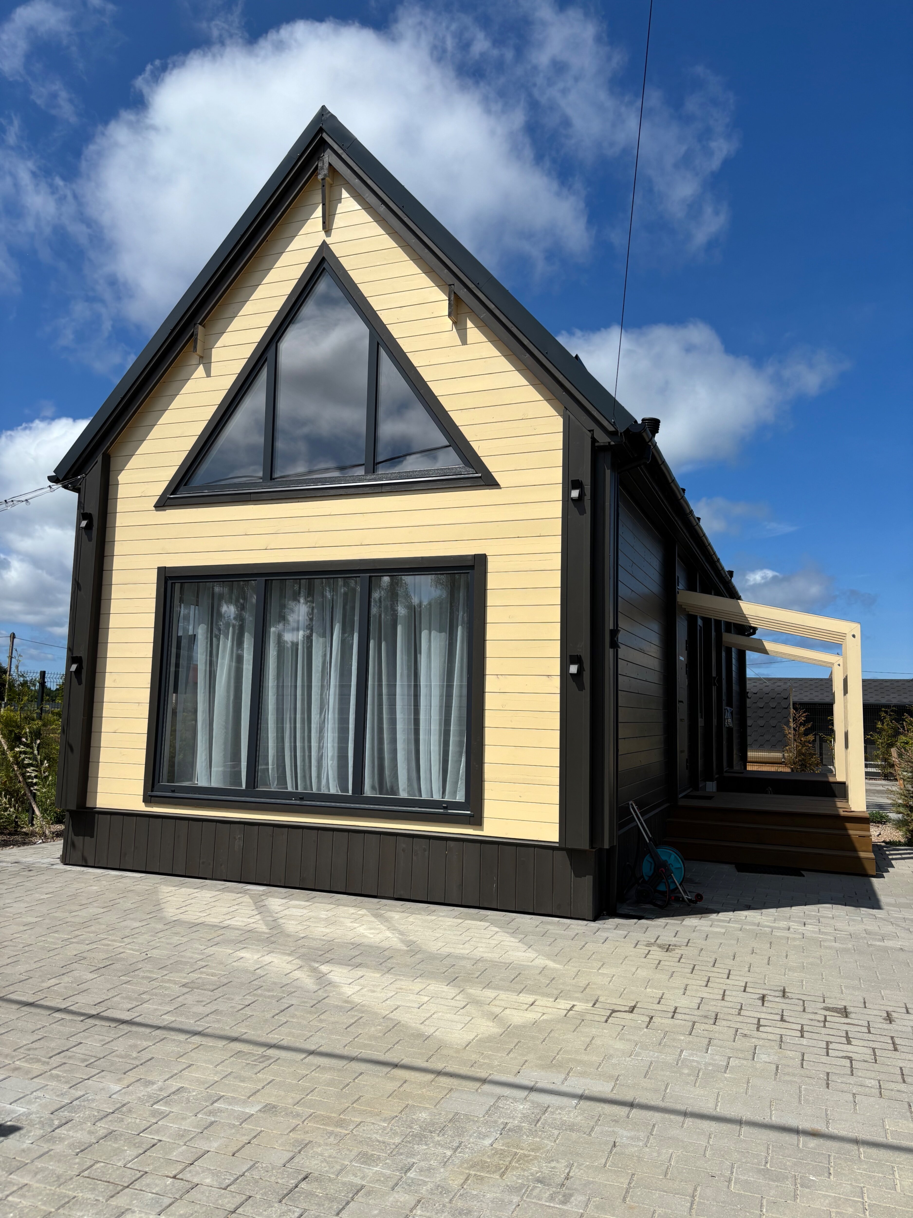 Фото Дом у моря на Монетной