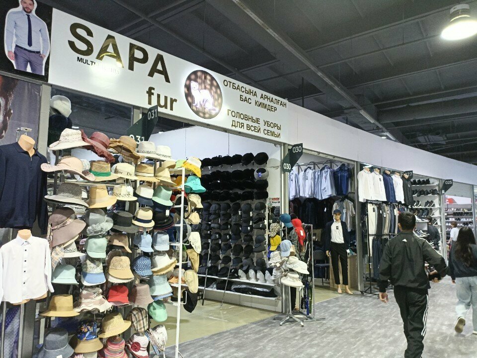 Hat shop Sapa fur, Astana, photo