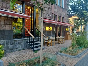 M'eat (Tumanyan Street, 23), fast food