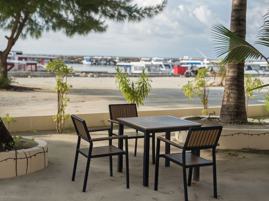 Фото ICom Marina Sea View