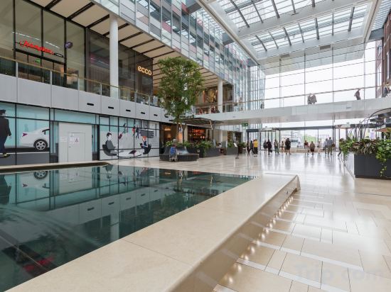 Фото Hampton by Hilton Utrecht Central Station