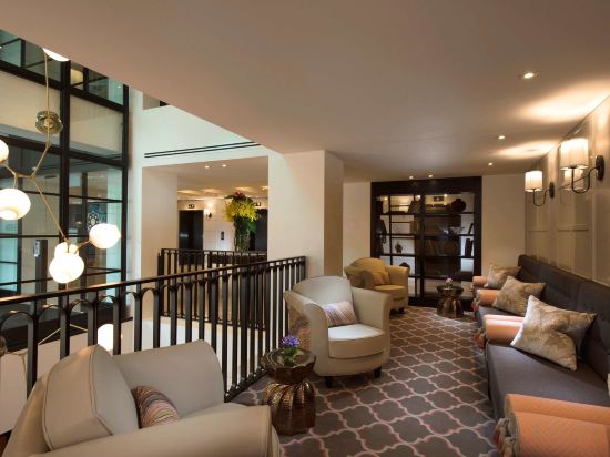 Фото Mayfair Hotel