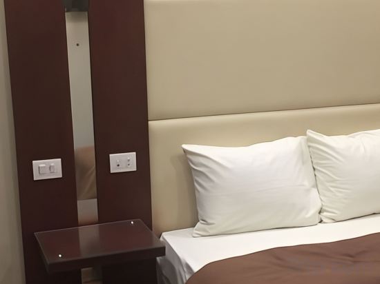 Фото Grand Palace Hotel