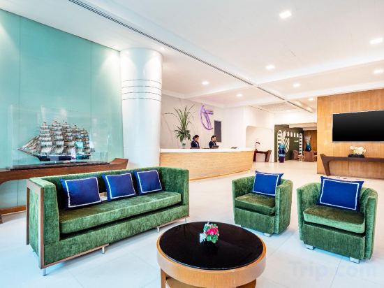 Фото A-One New Wing Hotel